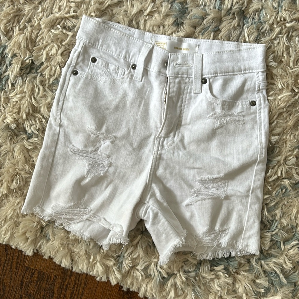 Signature high rise shortie
